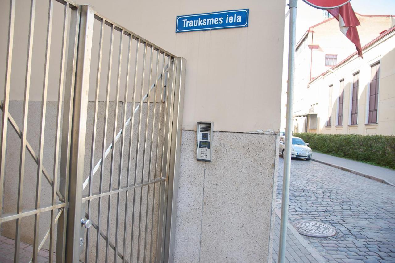 Studio Apartment In The Heart Of Riga Old Town Exteriör bild